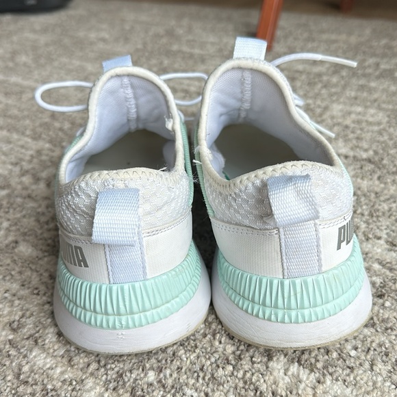 Puma athletic shoes - Picture 5 of 10